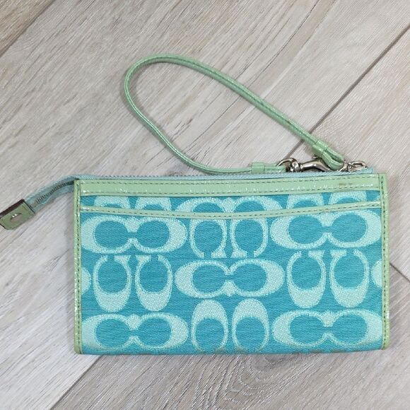 Coach Poppy Signature Tote with Matching Wallet - Picture 15 of 16